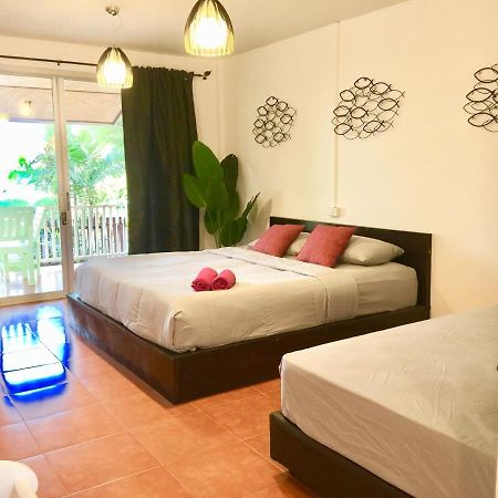 Insook Ko Larn Resort Buitenkant foto